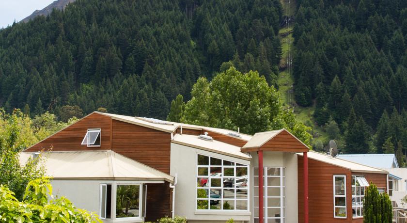 Фото 
Kulusuk Hostel
