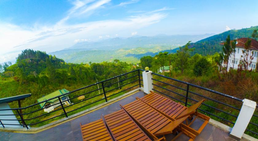 Фото 
The Oasis Villa
