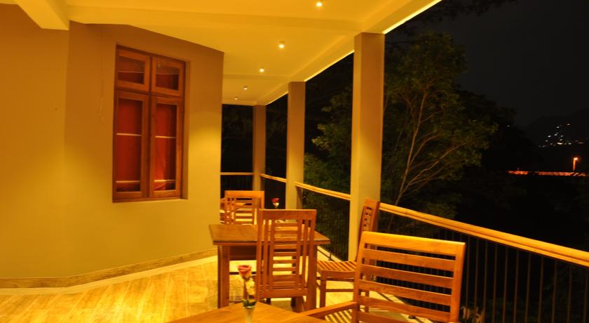 Фото 
HUG INN B&B Hikkaduwa
