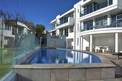 Фото 
Namib Guesthouse
