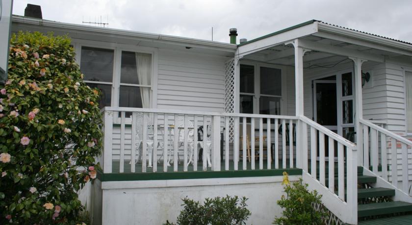 Фото 
Hotel Zum Kaiser
