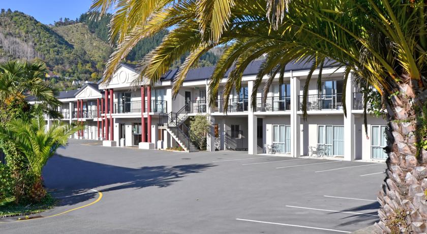 Фото 
Hotel Deutsches Haus Swakopmund
