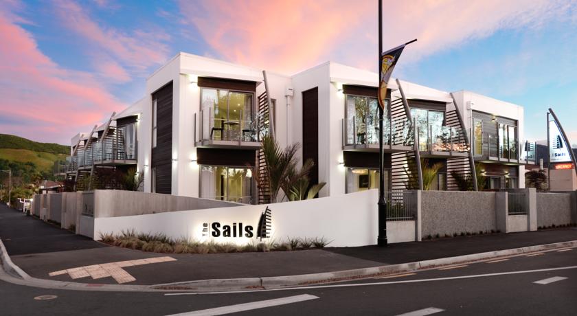 Фото 
Windhoek Country Club Resort
