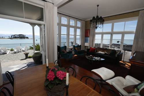 Фото 
Hotel Pension Etambi
