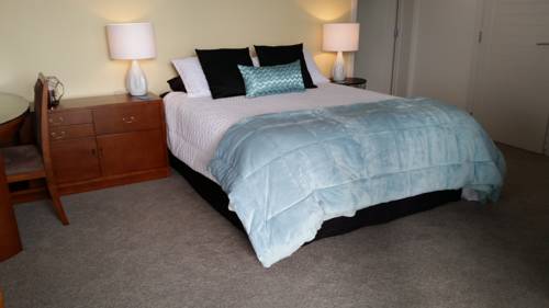 Фото 
1932 House Bed and Breakfast
