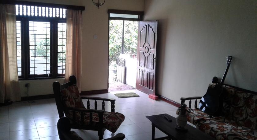 Фото 
Hotel Thai Lanka
