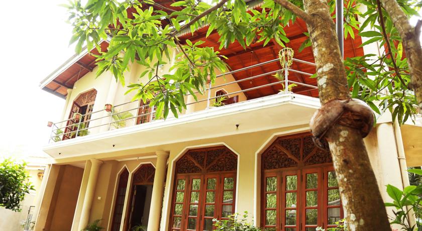 Фото 
Avenra Beach Hikkaduwa
