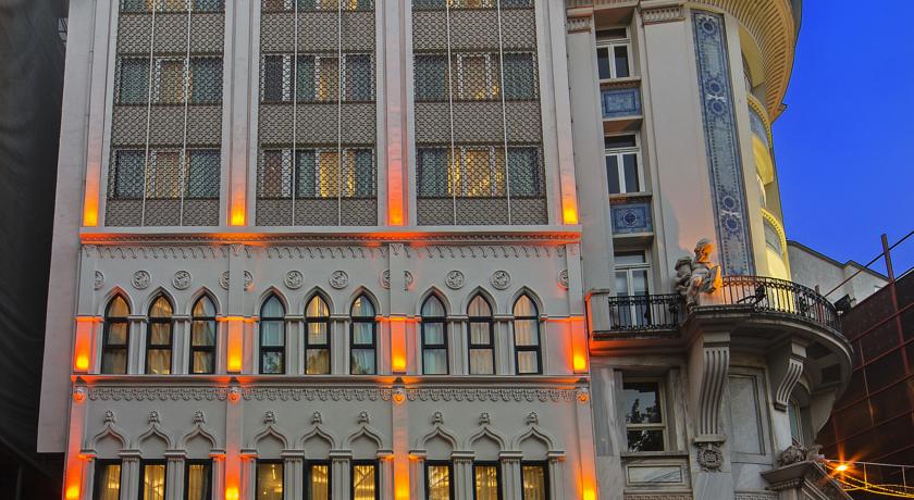 Фото 
The Purl Hotel
