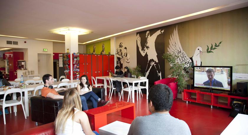 Фото 
2 Bedroom Beachfront Apartment - Porto Antigo 2
