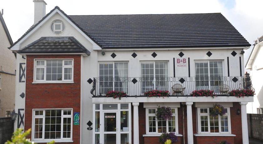 Фото 
Vila Cabral 2 Apartments
