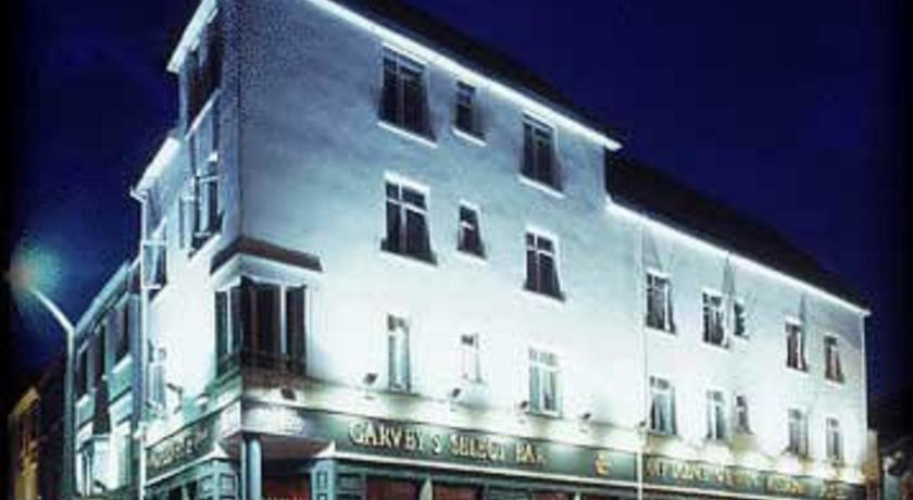 Фото 
Basic Hotel
