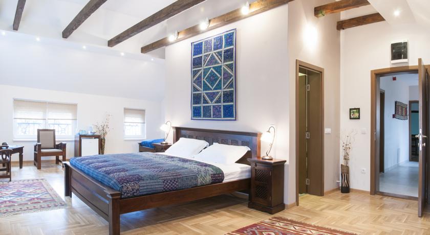 
Bed and breakfast Crystal Lights
