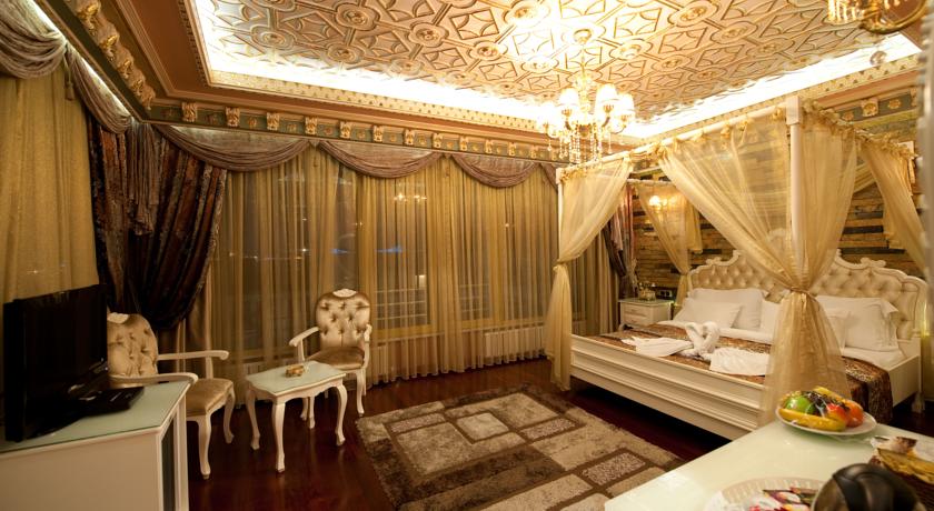 
Golden Horn Hotel
