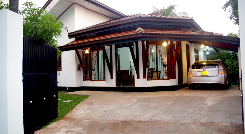 
Ashley Resorts
