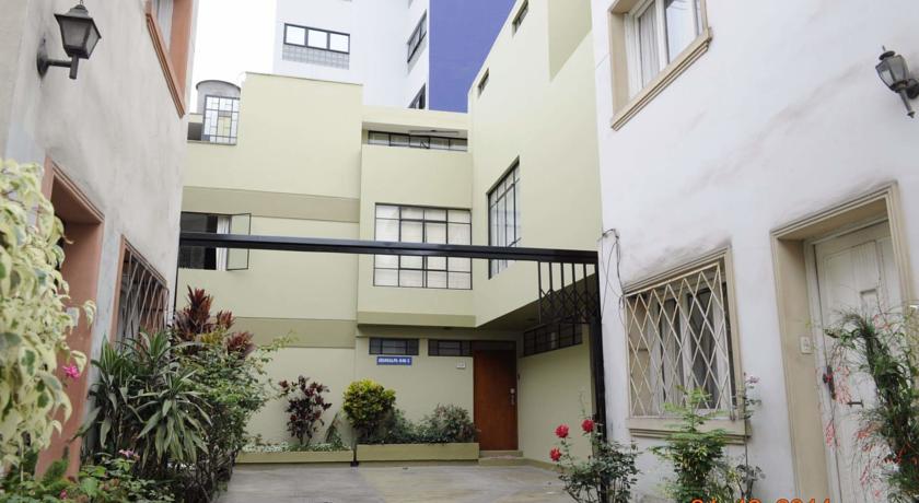 
Hostal Las Palmeras Inn
