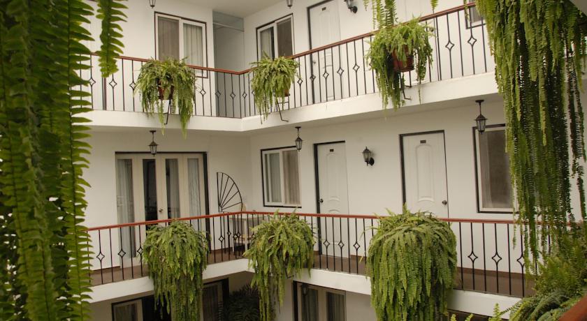 
Hostal Secretos
