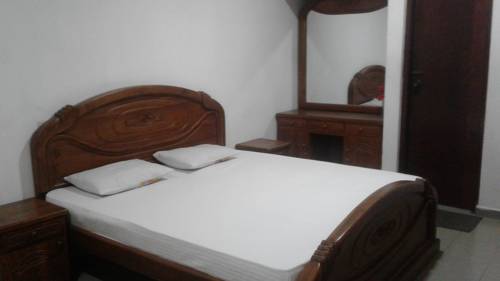 Фото 
Hiyera Colombo Accommodation
