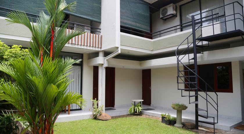 Фото 
Lazaani Hotel & Restaurant
