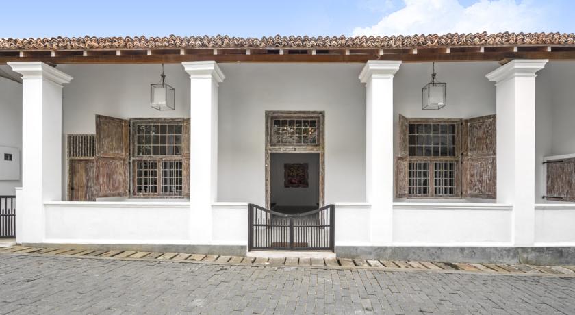 Фото 
Ambassador&#39;s House - an elite haven
