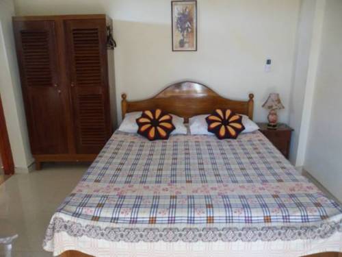 Фото 
Skylight House
