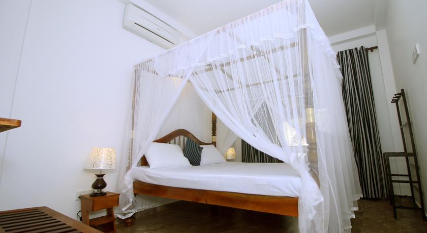 Фото 
The Beach House
