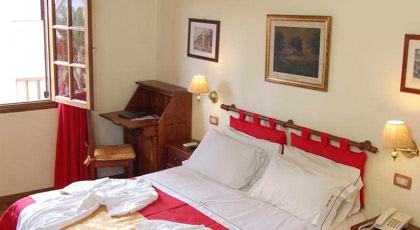 
La Morada Petit Hotel
