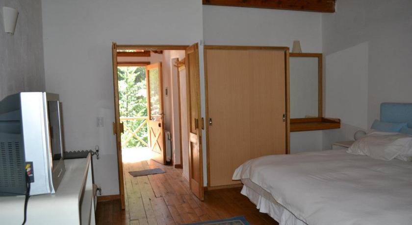 
Mola Hotel
