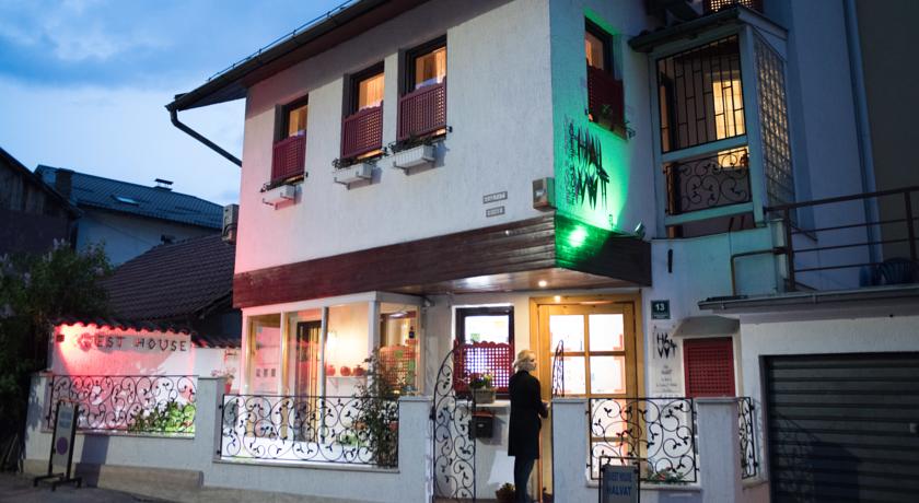 Фото 
Royal House Hotel
