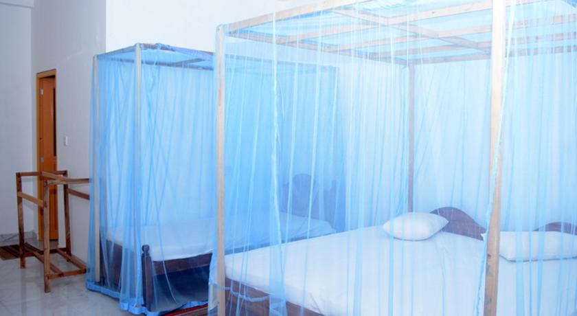 Фото 
Jayaweera House
