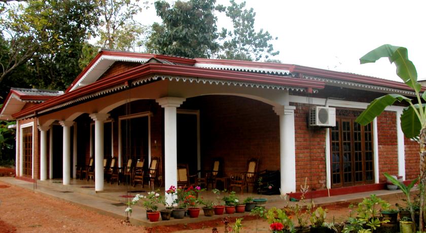 Фото 
Castle Rock Sigiriya

