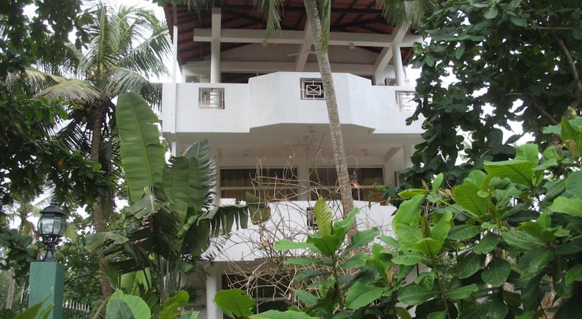 Фото 
Taru Villas - River Cottage
