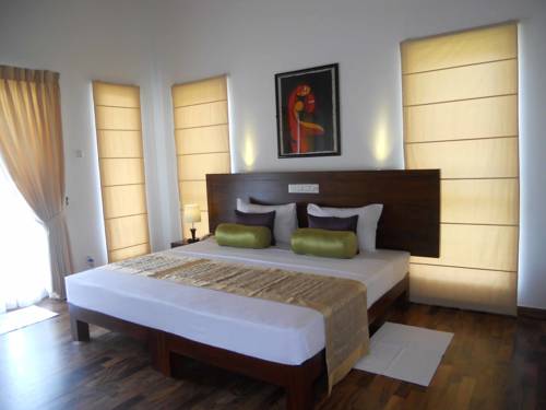 Фото 
Jungle cottage Bentota
