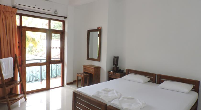 
Malwathu Oya Caravan Park
