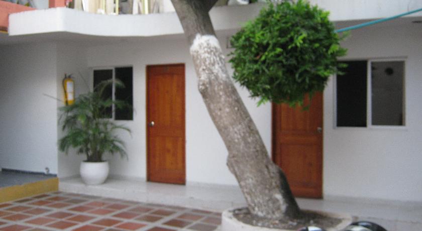 
Iris Guest House
