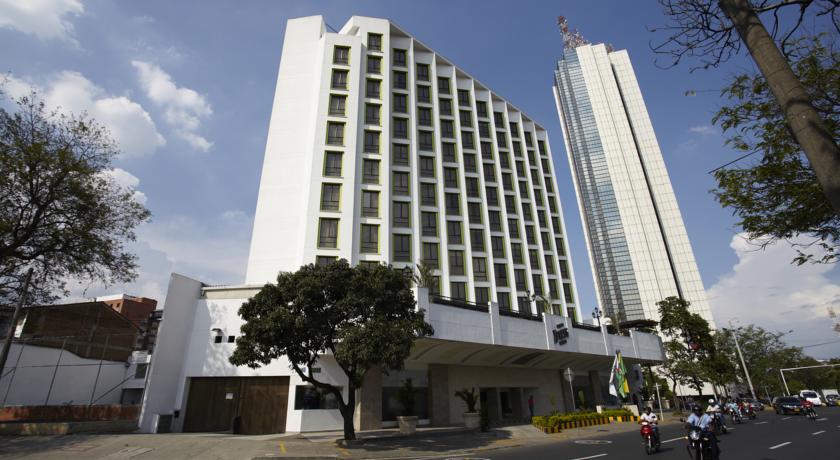 
Safir Hotel and Residences Kuwait
