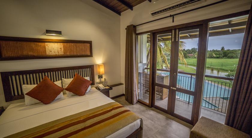 Фото 
Hotel Tamarind Tree
