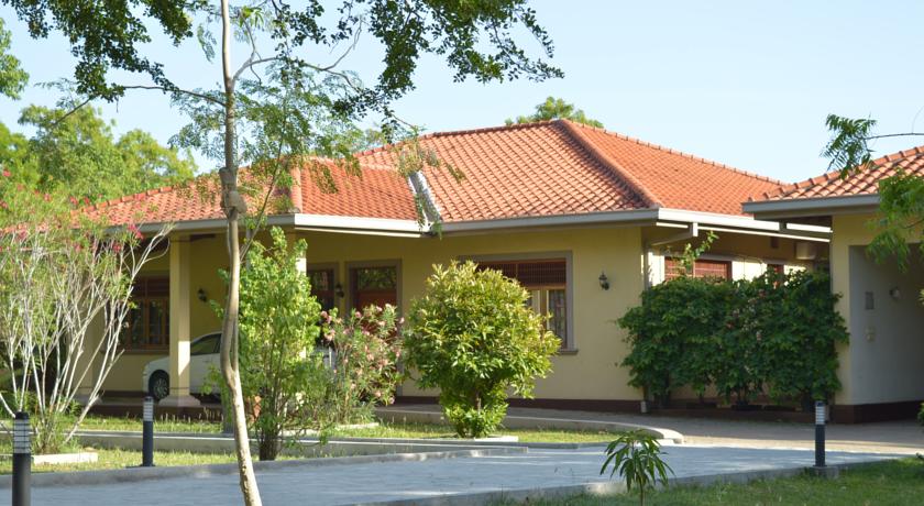 Фото 
D Sun Shine Bungalow and Restaurant
