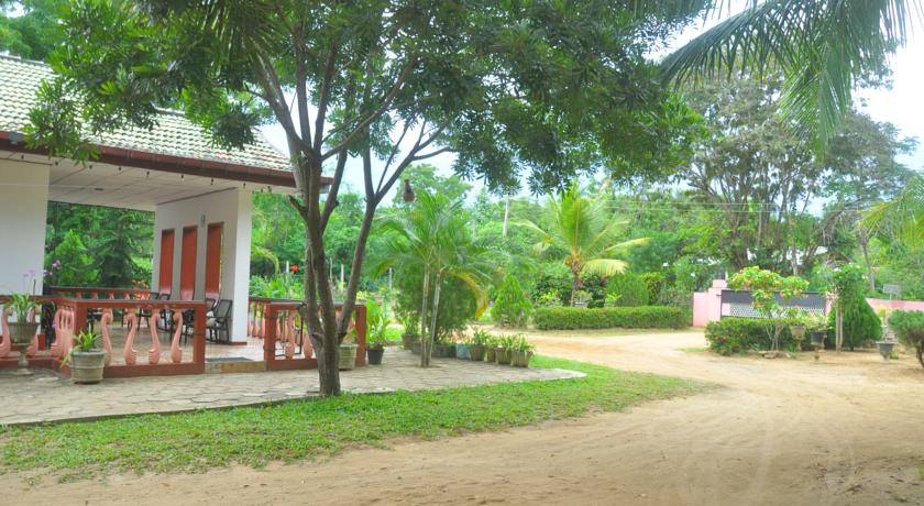 Фото 
Mayura Rest Inn
