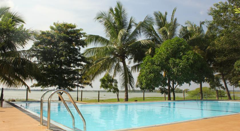 Фото 
Janaka Safari Homestay
