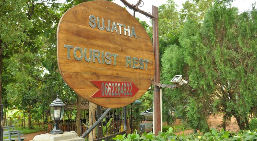 Фото 
Ranmal Tourist Inn
