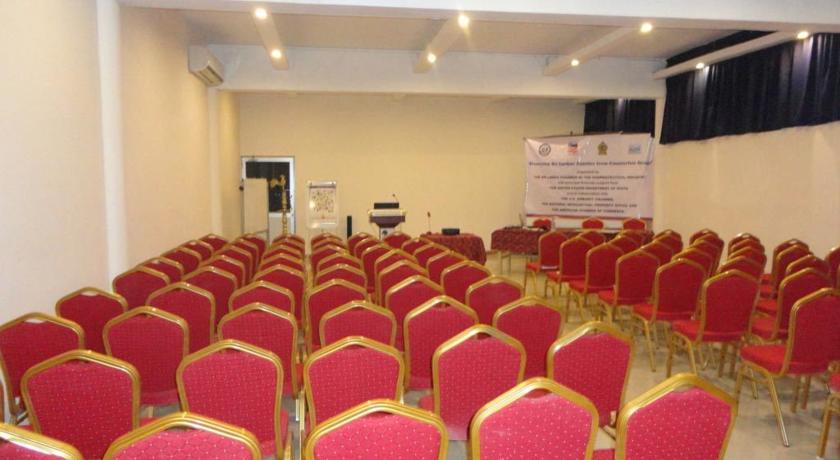 Фото 
Rest Way Inn
