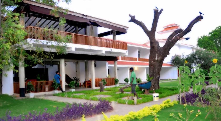 Фото 
Little White House
