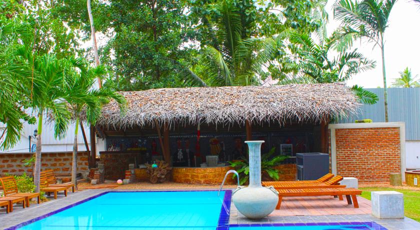 
Hibiscus Beach Hotel & Villas
