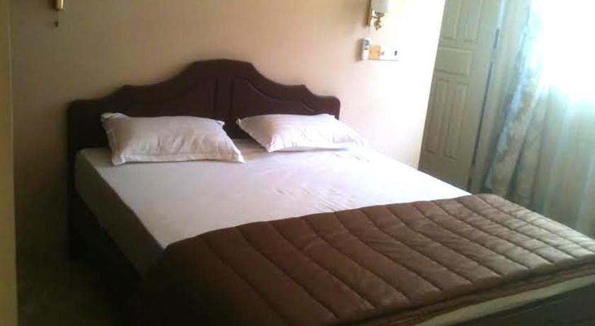 
Aarya hotel
