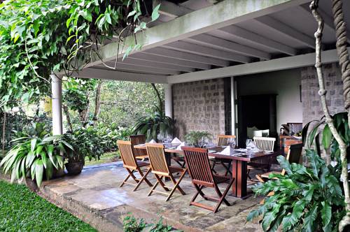 Фото 
Flokkas Hotel Apartments
