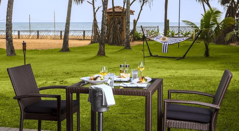 Фото 
Golden Coast Beach Hotel
