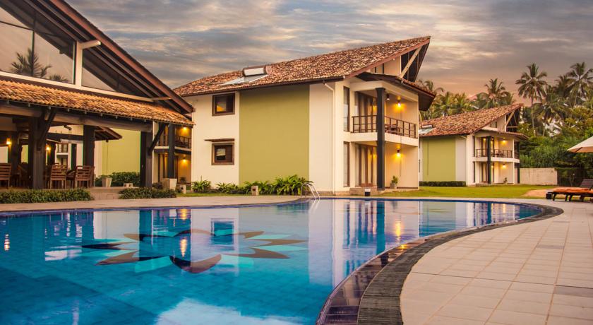 Фото 
Flisvos Beach Apartments
