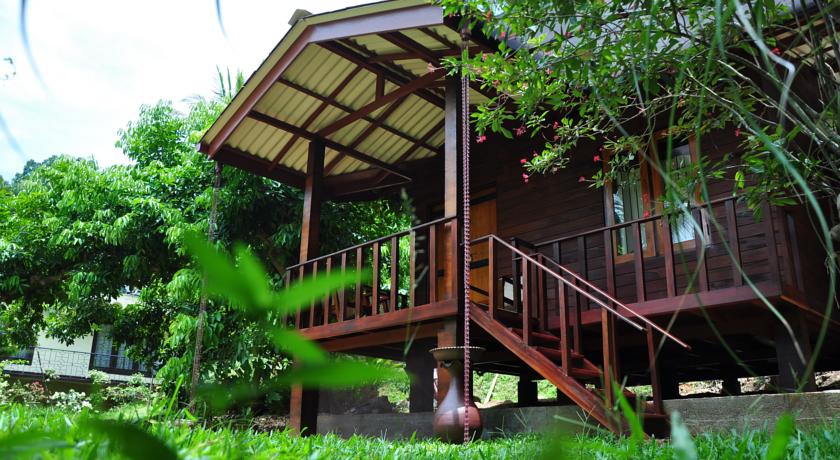 Фото 
Poseidon Penthouse Apartment
