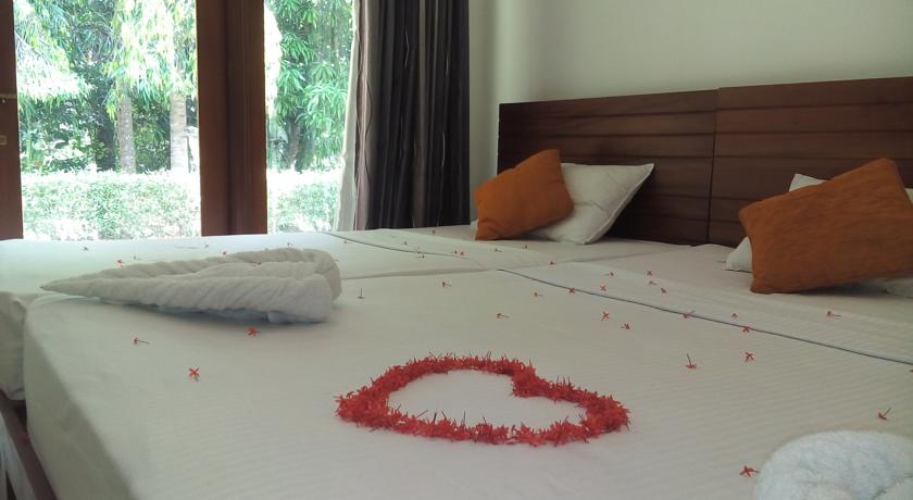 Фото 
Leana Front Line Villa
