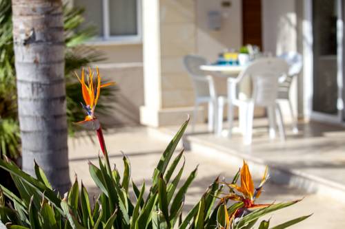 Фото 
Diamond Villas
